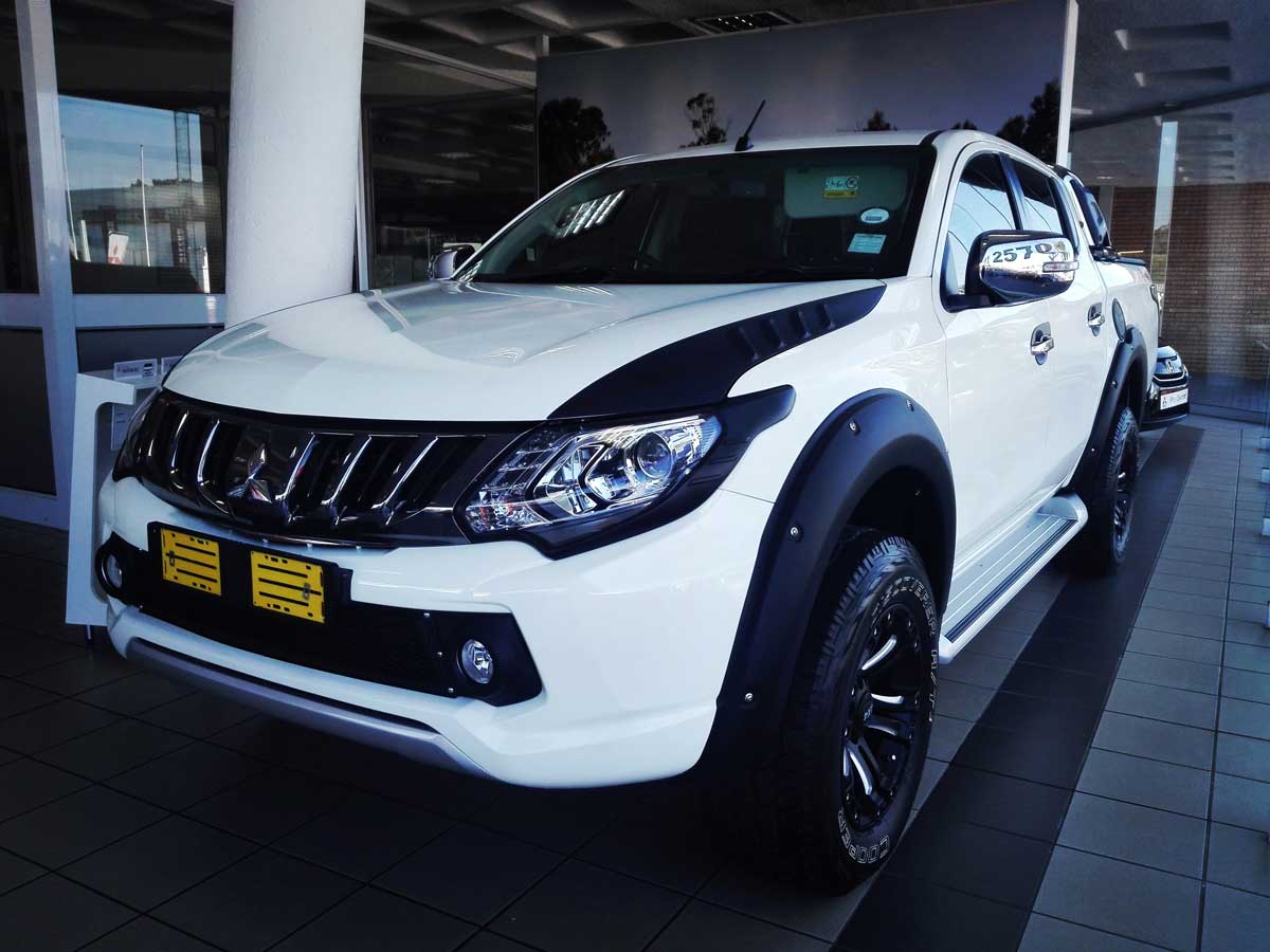 CMH Mitsubishi Hatfield- Mitsubishi Triton in White